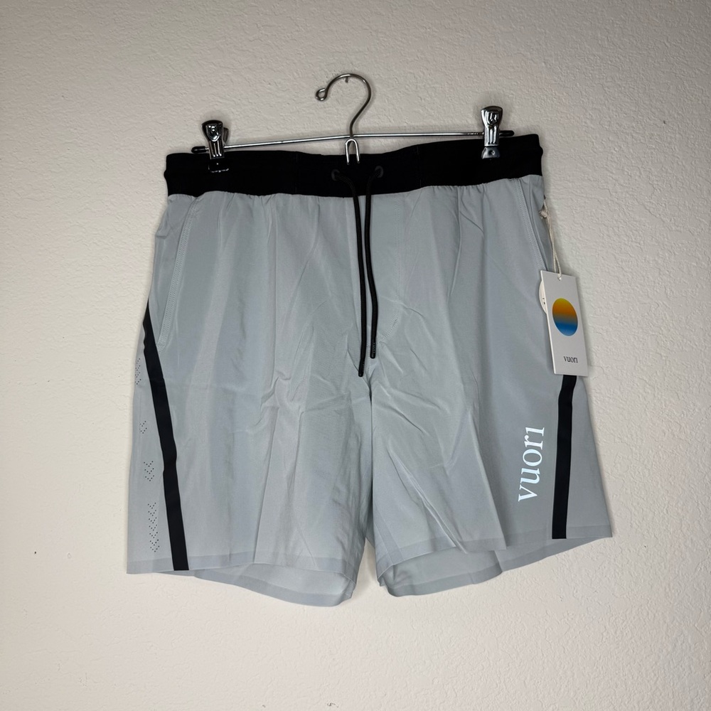 New Vuori Men’s Domain Performance Short Sky Grey Small V3007